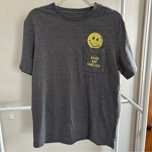 ⭐️ Tailgate dazed and confused tee shirt with pocket